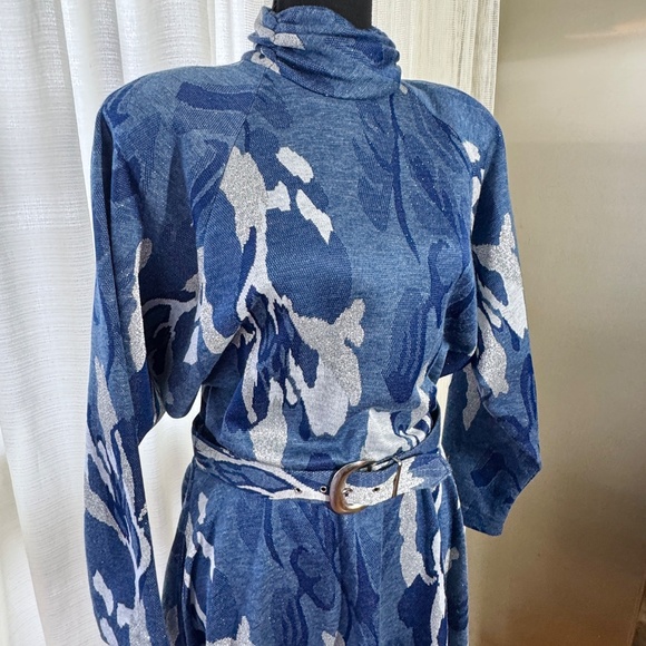 Vintage 80s dress, navy, blue, silver, grey, batwing sleeves, with belt, 8 (M) - Picture 2 of 14